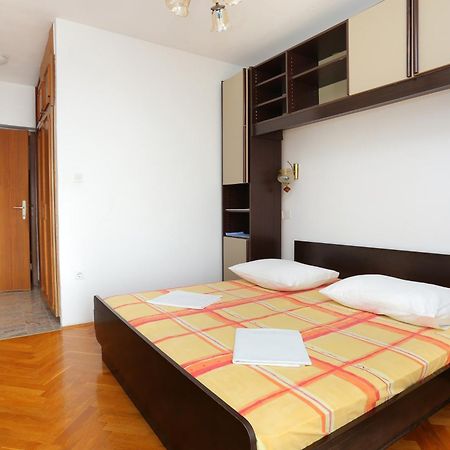 Rooms With A Parking Space Brela, Makarska - 17281 Oda fotoğraf